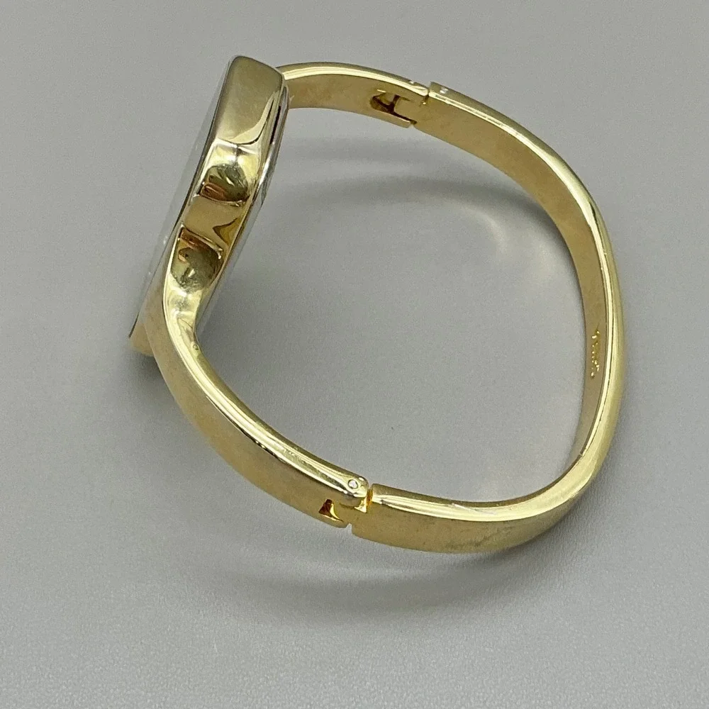 FMD bangle watch